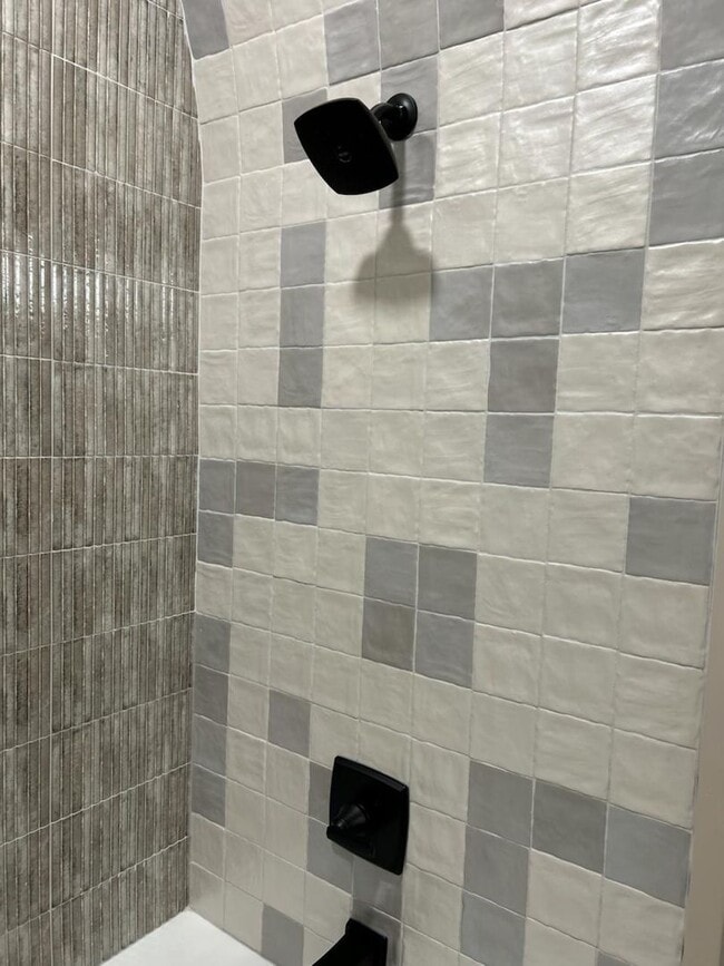 Building Photo - 940 M St SW