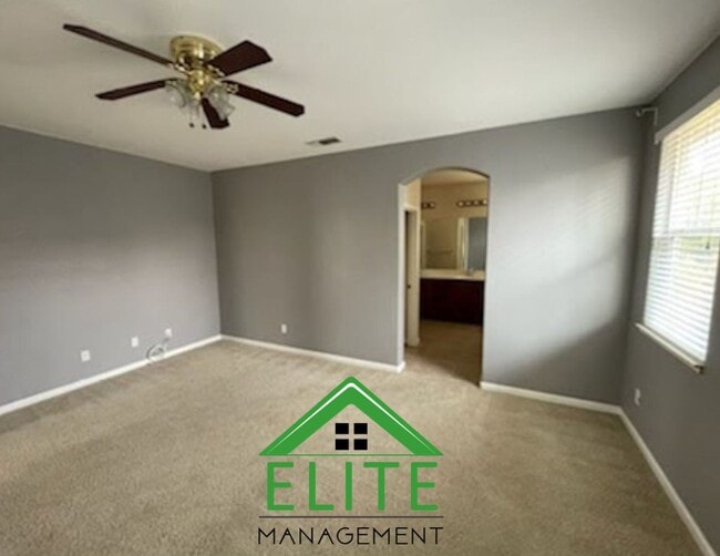 Building Photo - Beautiful 4-Bedroom Home in Desirable Ranc...