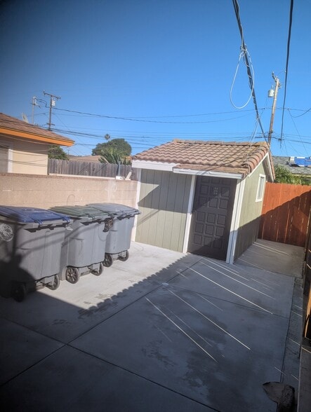 Building Photo - 1428 S F St