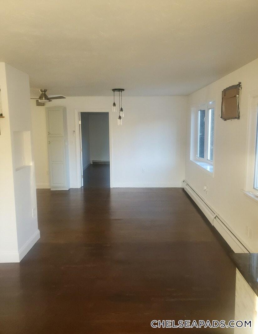 Building Photo - 562 Washington Ave