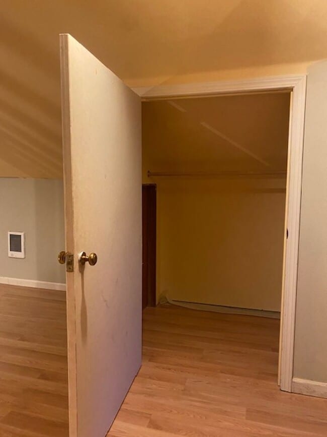 Building Photo - Charming 3 Bedroom Home Lebanon Home with Large Fenced Yard! **$500.00 Off First Full Month's Ren...