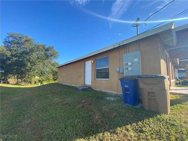 Building Photo - 4622 15th St SW