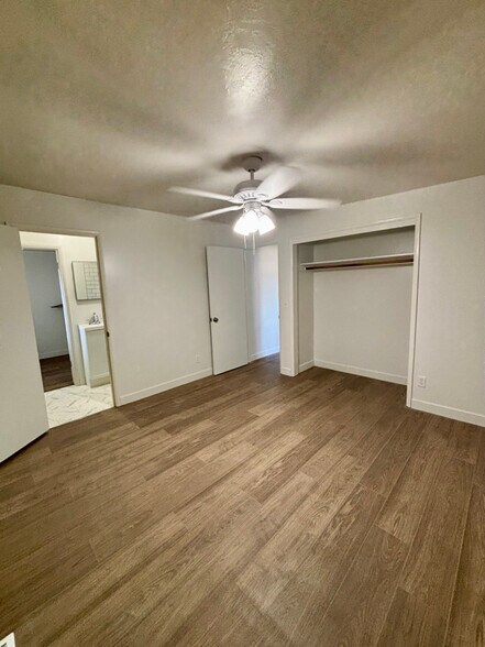 Building Photo - 2277 Logan Dr