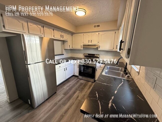 Building Photo - 10026 Delores Dr