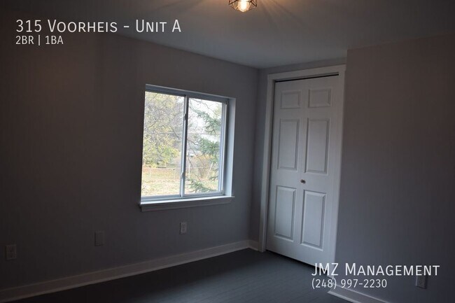 Building Photo - 315 Voorheis-Unit A