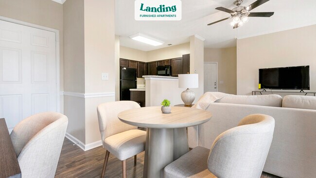 Building Photo - 4610 Crowne Lake Cir