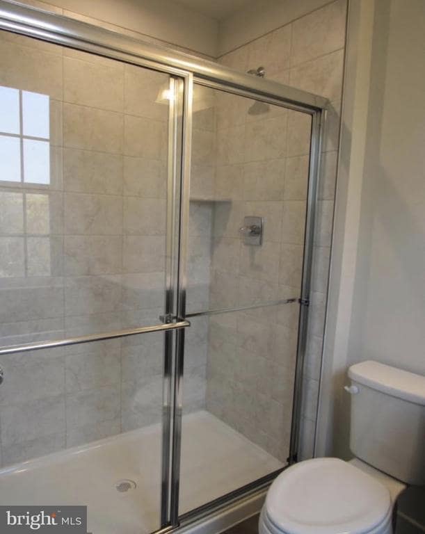 Building Photo - 1744 Scenic Lp