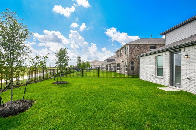 Building Photo - 4813 Vida Vis Dr