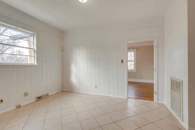 Building Photo - 4117 Utah Ave