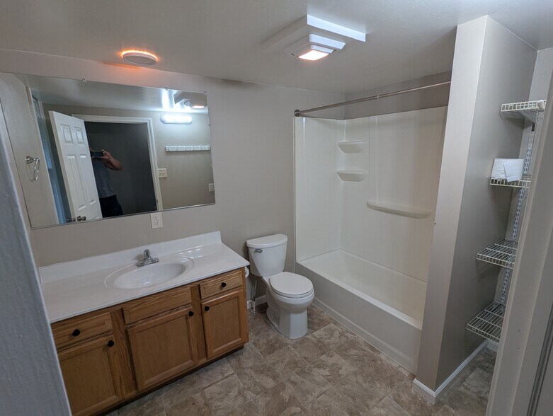 1st Floor Bathroom - 321 Howard St