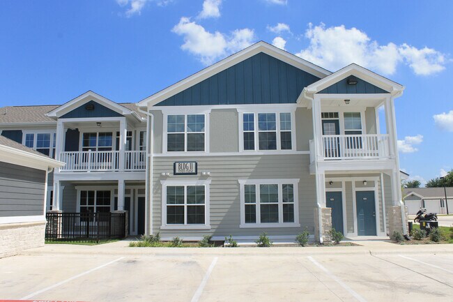 Building Photo - Springs at Lakeline