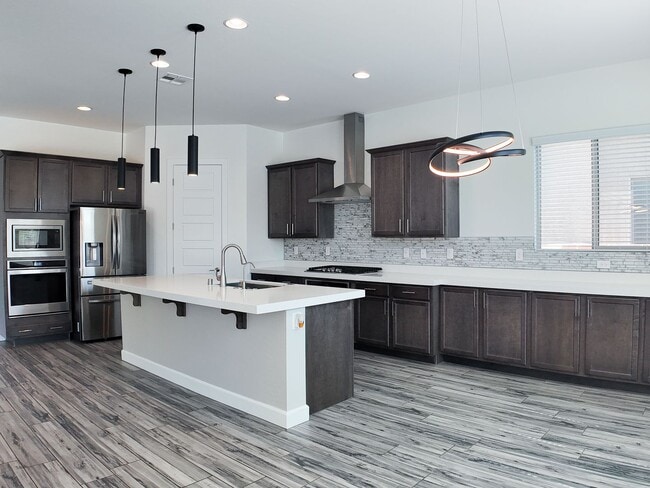 Building Photo - Exquisite Luxury Rental in Prestigious Gated Tule Springs Community