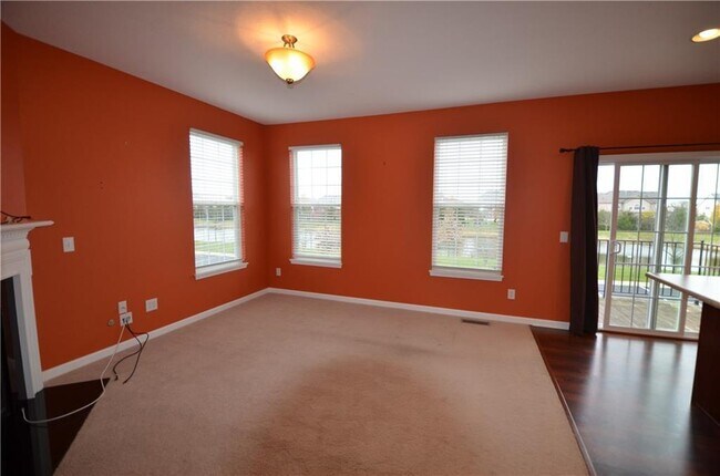 Building Photo - 13334 E Golden Gate Dr