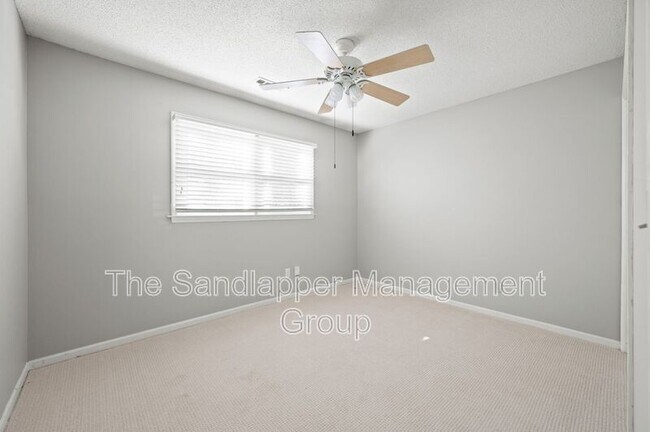 Building Photo - 1239 Cornwallis Dr