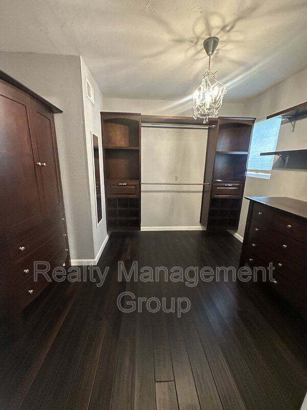 Building Photo - 2388 Windmill View Rd