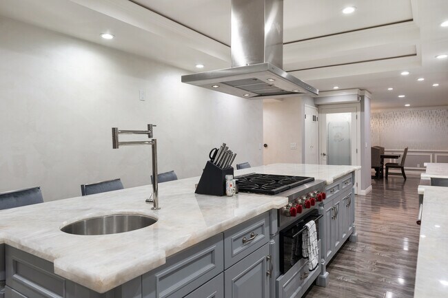 Building Photo - 22711 Margarita Dr