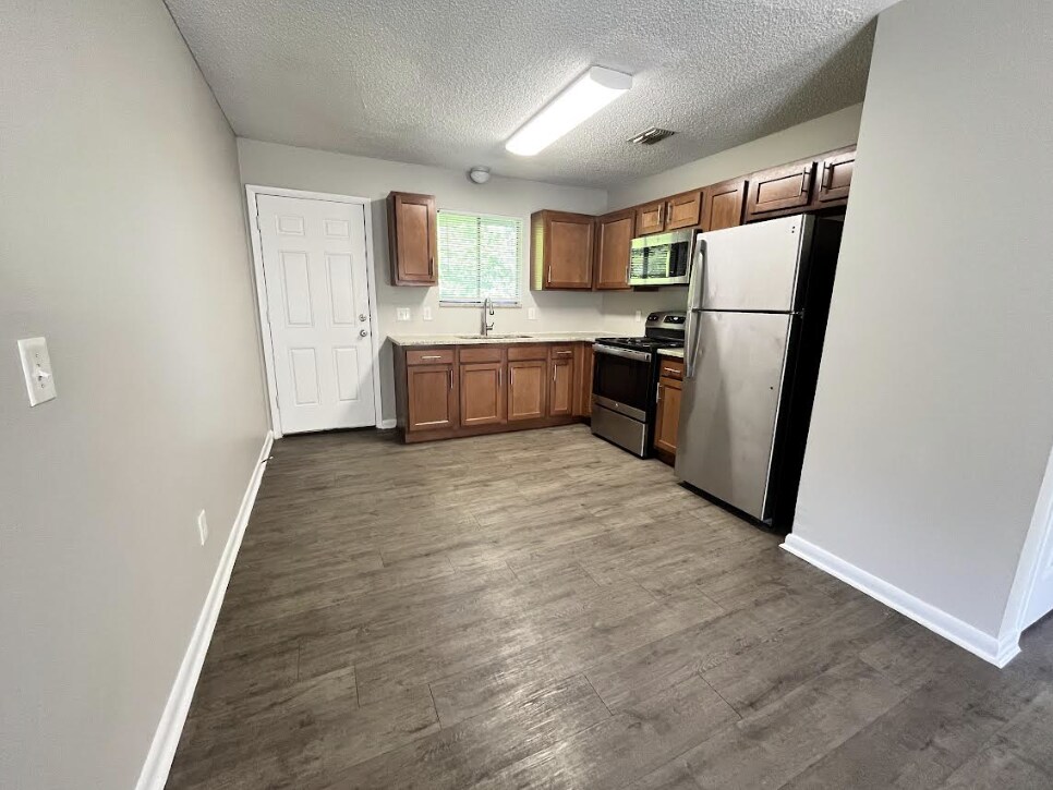 Building Photo - 5026 Westchase Ct