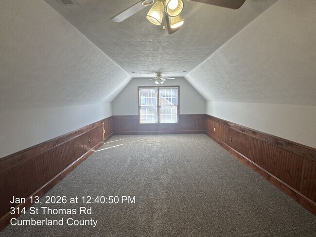 Building Photo - 314 St Thomas Rd