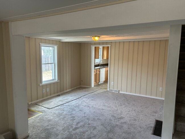 Building Photo - 12-14 Chapel