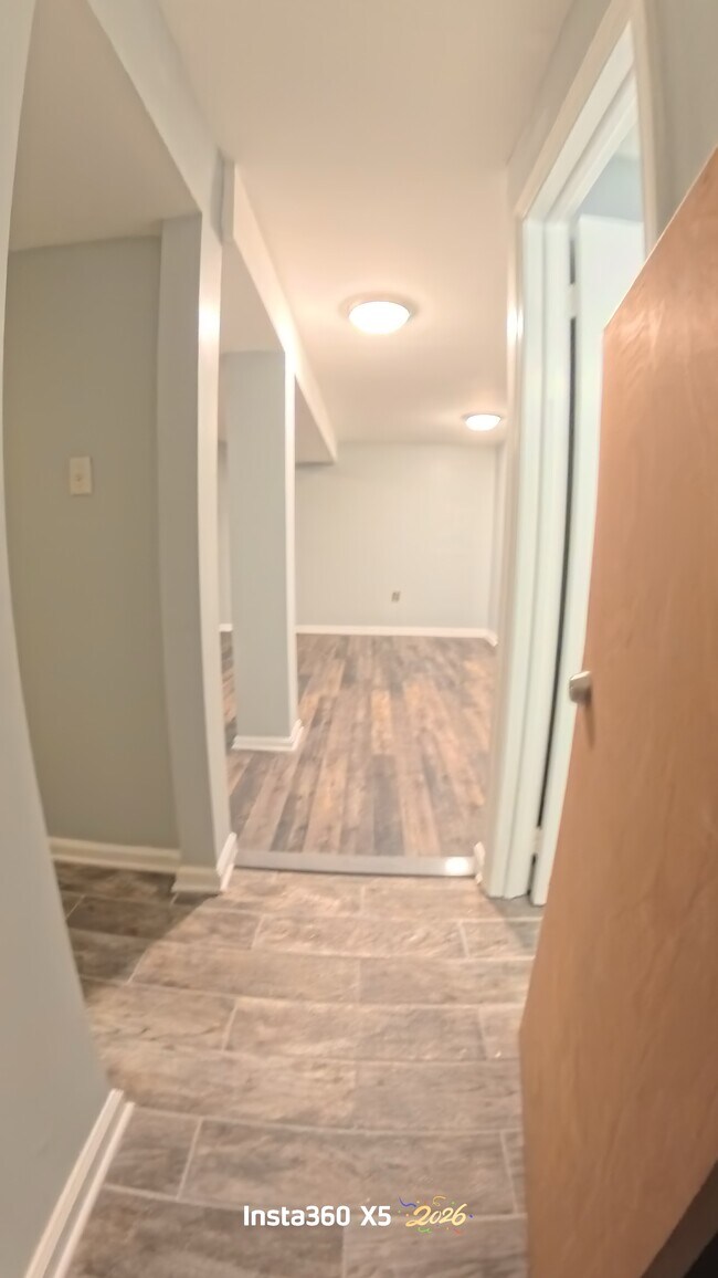 Building Photo - 818 Rachel Ct