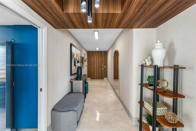 Building Photo - 16400 Collins Ave