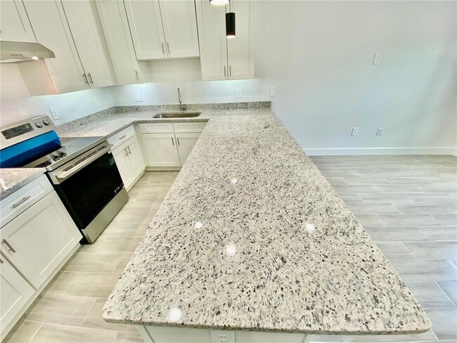 Building Photo - 10006 Massey St