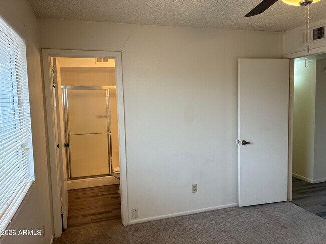 Building Photo - 7215 W Vogel Ave