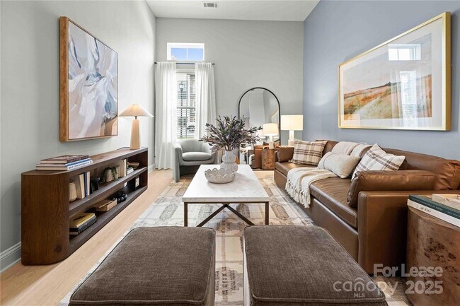 Building Photo - 9035 Lindholm Dr