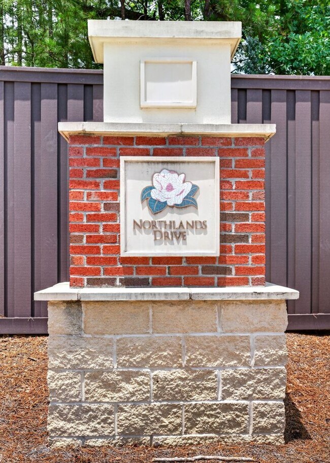 Building Photo - 4007 Jockey Club Circle