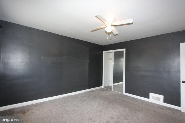 Building Photo - 1612 Sherwood Ave