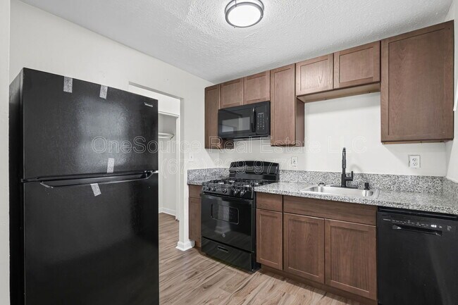 Building Photo - 3777 Crosby Dr NW