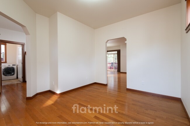 Building Photo - 4418 137th Pl SE