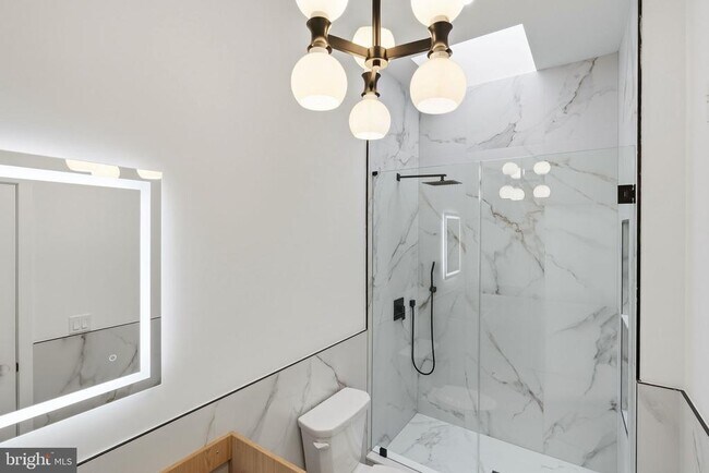 Building Photo - 203 S 13th St