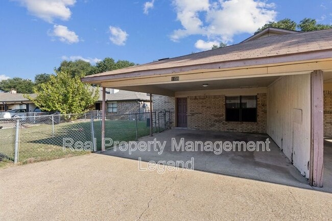 Building Photo - 1156 Mountain View St