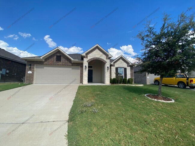 Primary Photo - 818 Dunford Dr