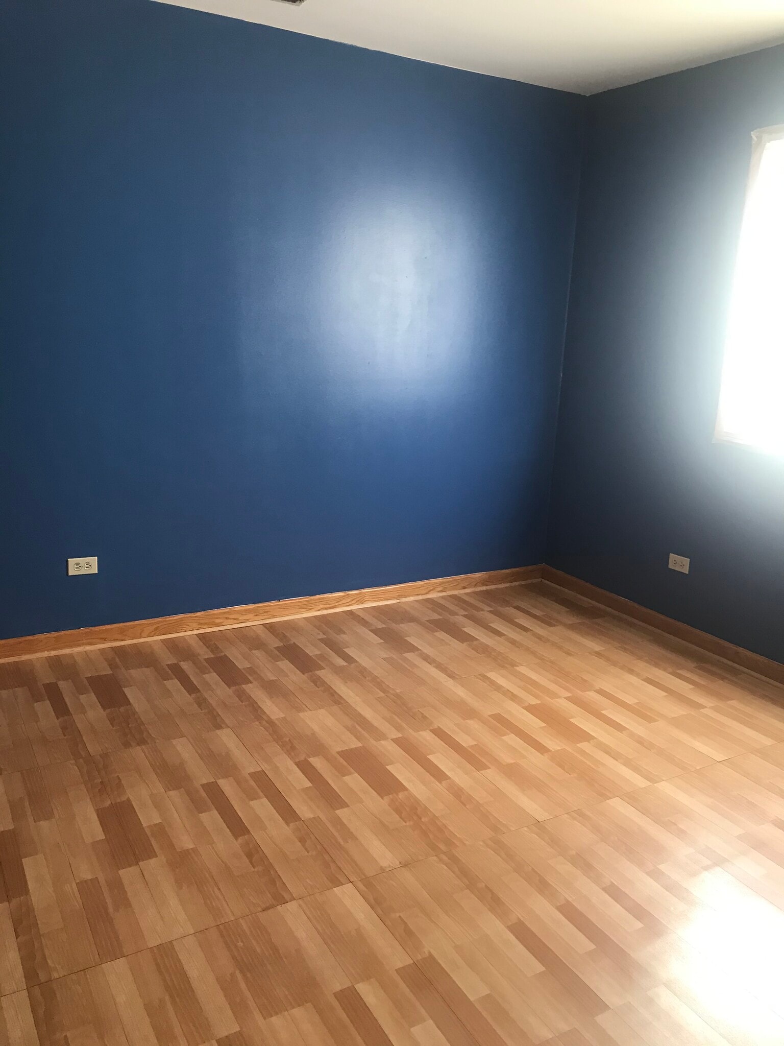 Unit 2 & 3 Bedroom - 5218 S Kilbourn Ave