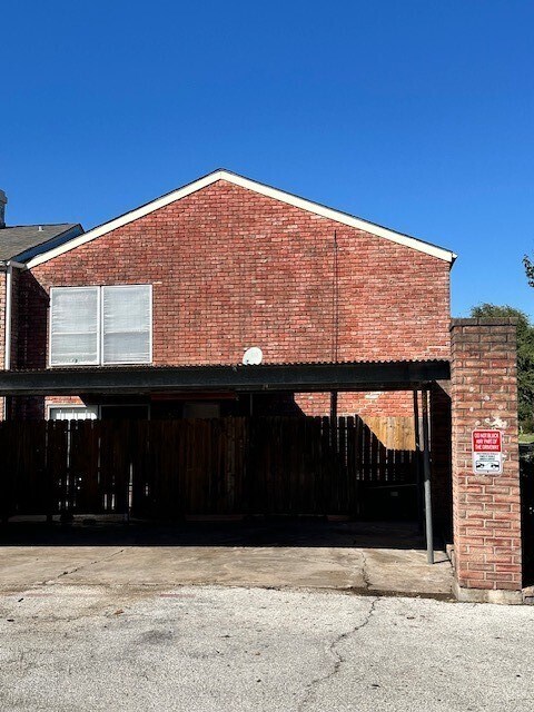 Building Photo - 4252 Belle Park Dr