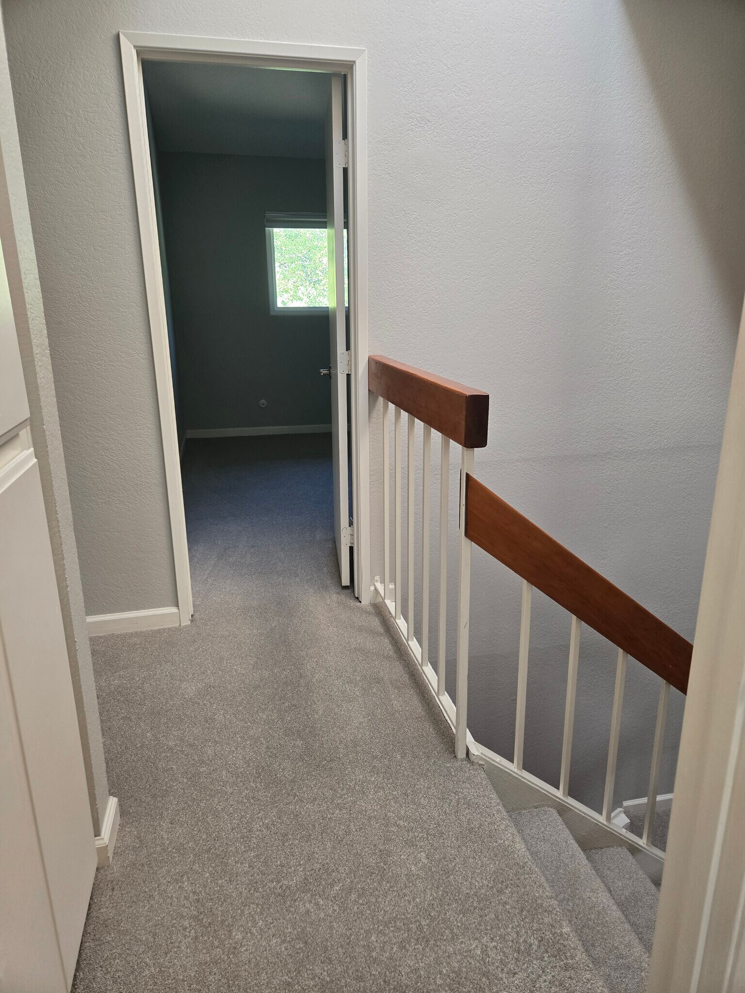 hallway - 8830 Via Andar