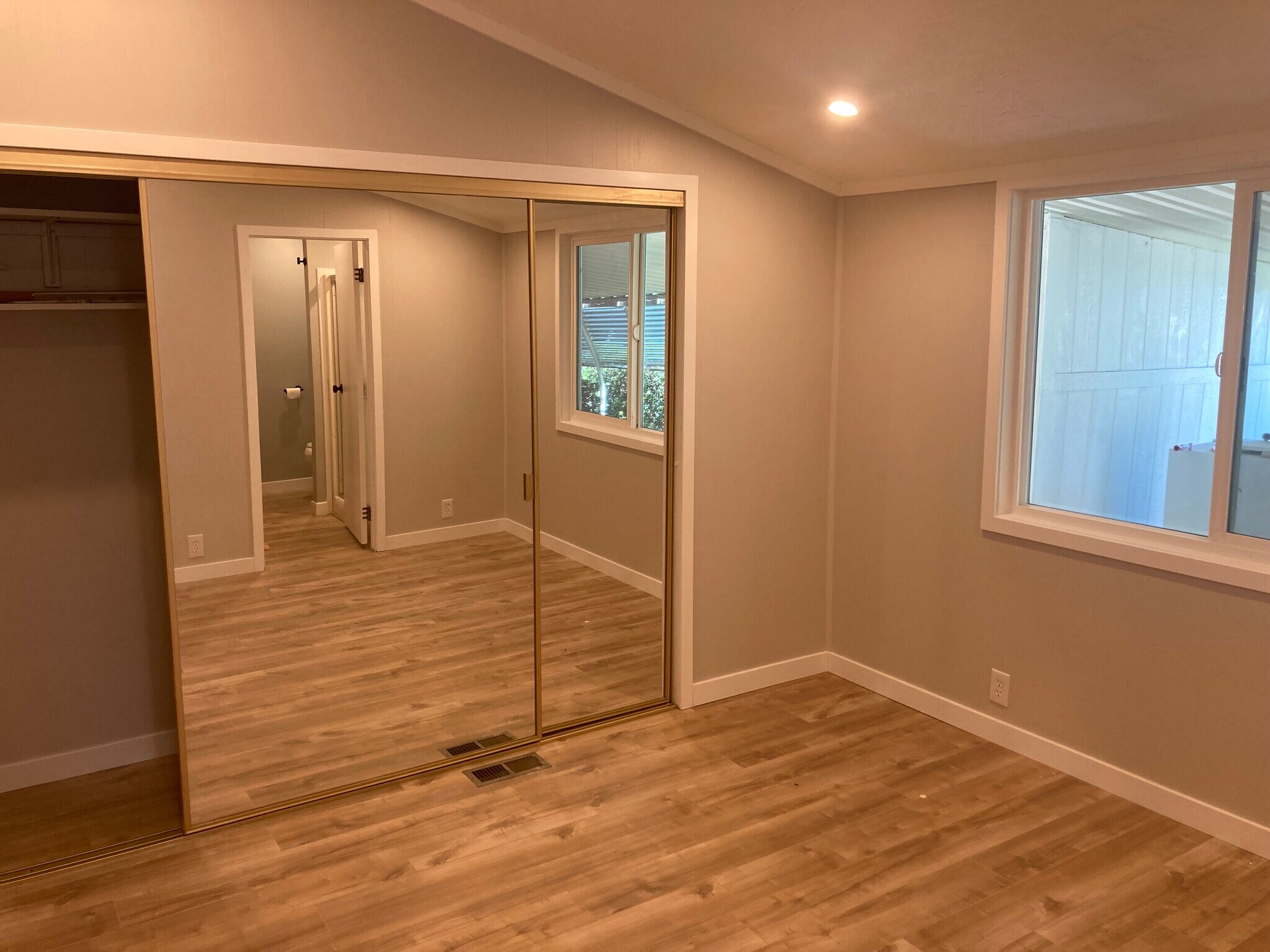 Building Photo - 4650 Dulin Rd