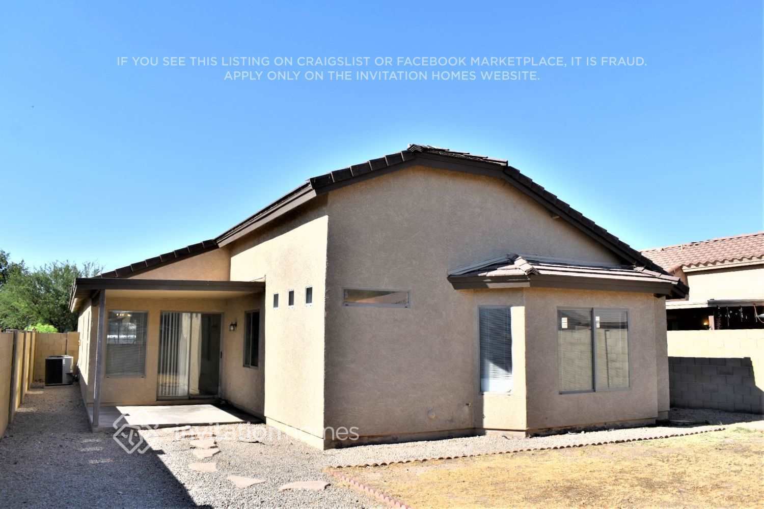Building Photo - 11814 W Yuma St