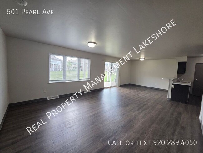 Building Photo - 501 Pearl Ave