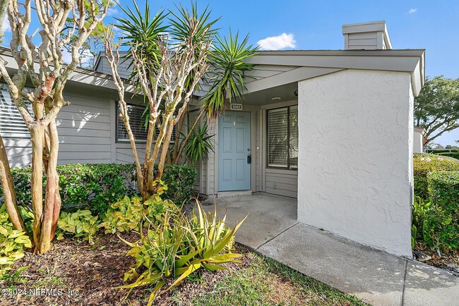 Building Photo - 1062 Sea Hawk Dr E