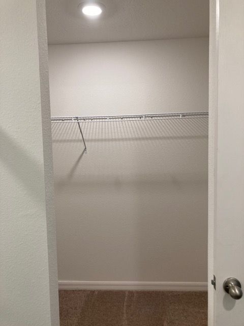 Building Photo - 11 Ripcord Ln