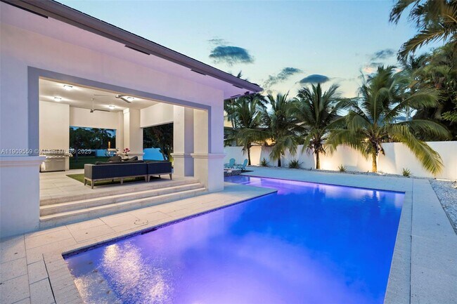 Building Photo - 9580 SW 101st Terrace