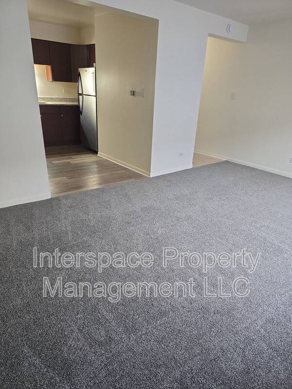 Building Photo - 9841 S Harlem Ave