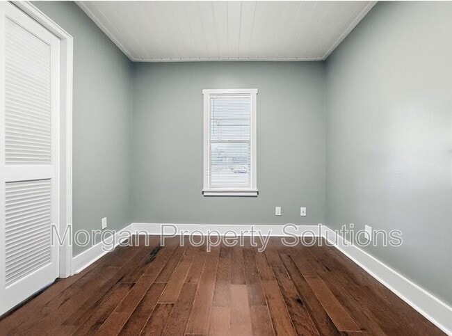 Building Photo - 892 Claydon Way