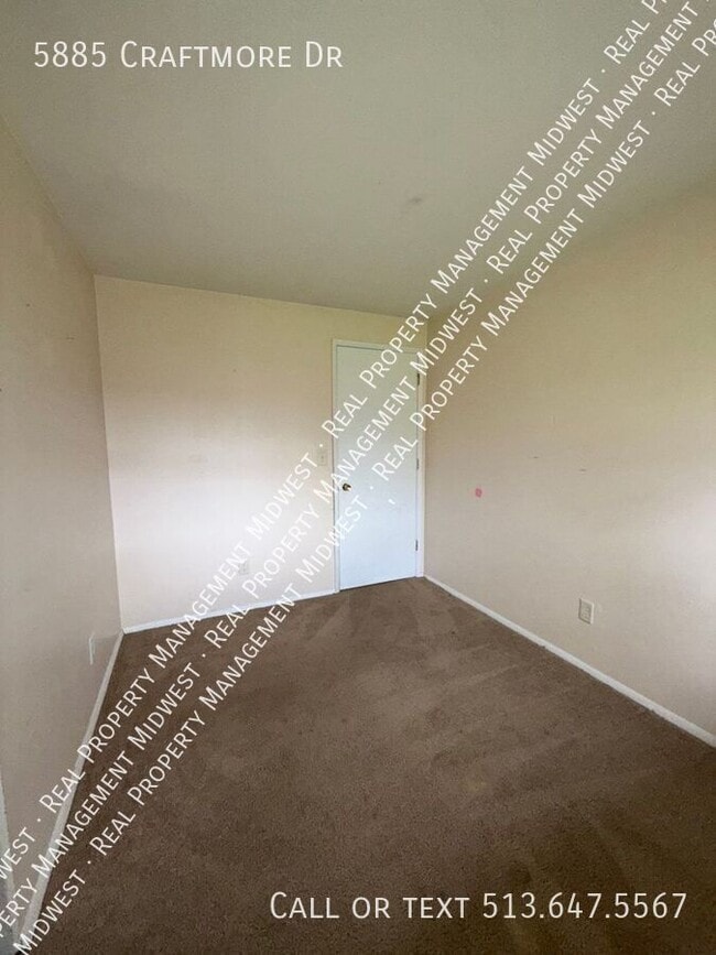 Building Photo - 5885 Craftmore Dr