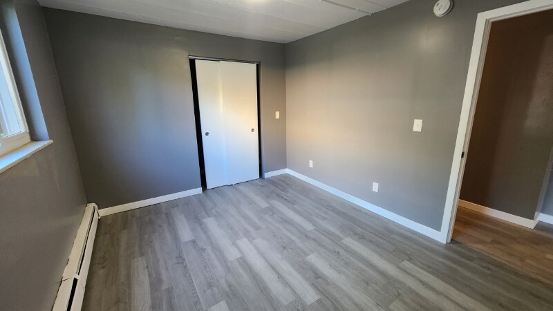 Building Photo - 805 Harris Ave