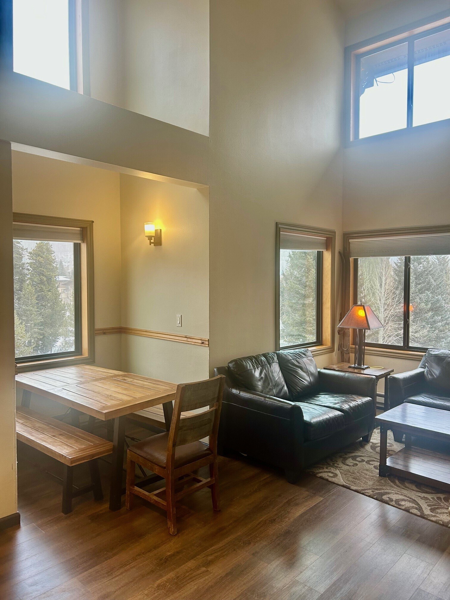 Building Photo - 1211 W Keystone Rd