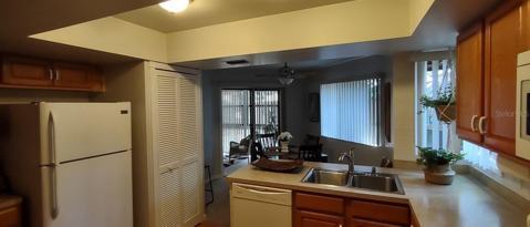 Building Photo - 16 Pinehurst Pl